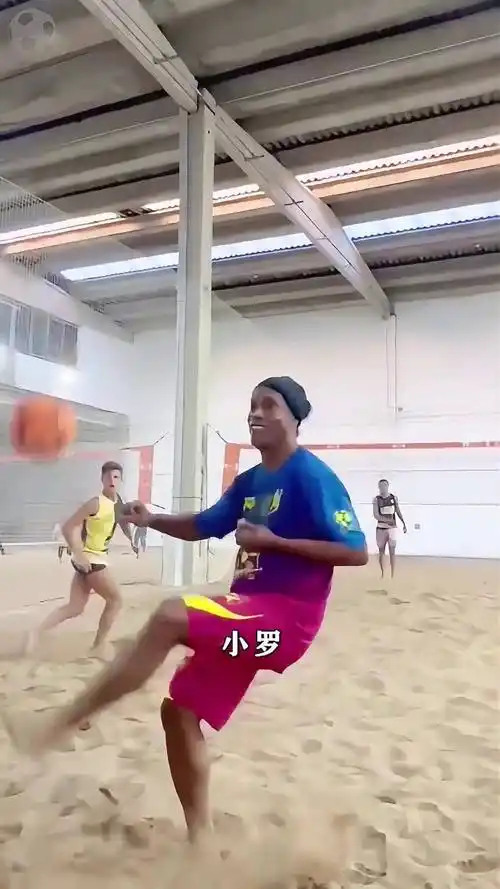 篮球场上的