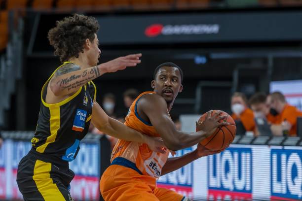 在足球圈 在足球圈