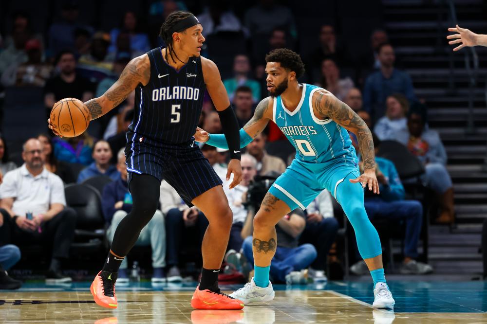 持竞争力的 持竞争力的