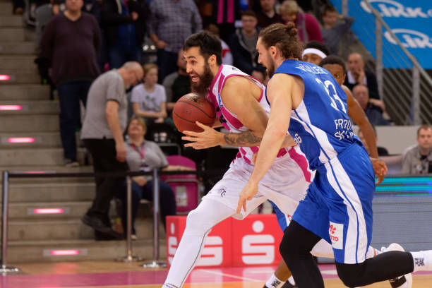 发挥球员特 发挥球员特