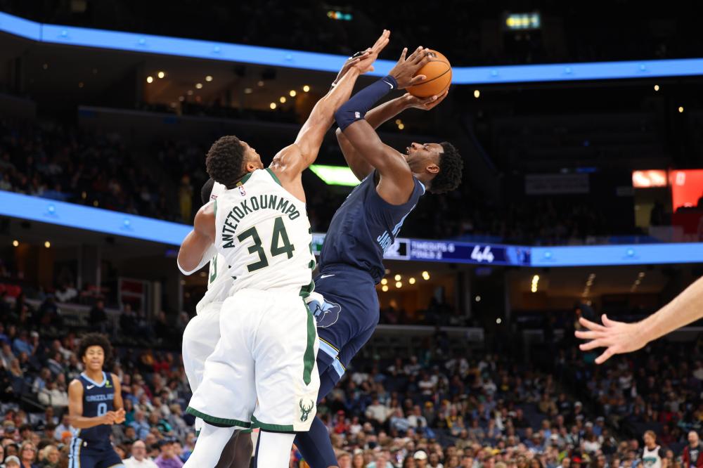 表现一度受 表现一度受